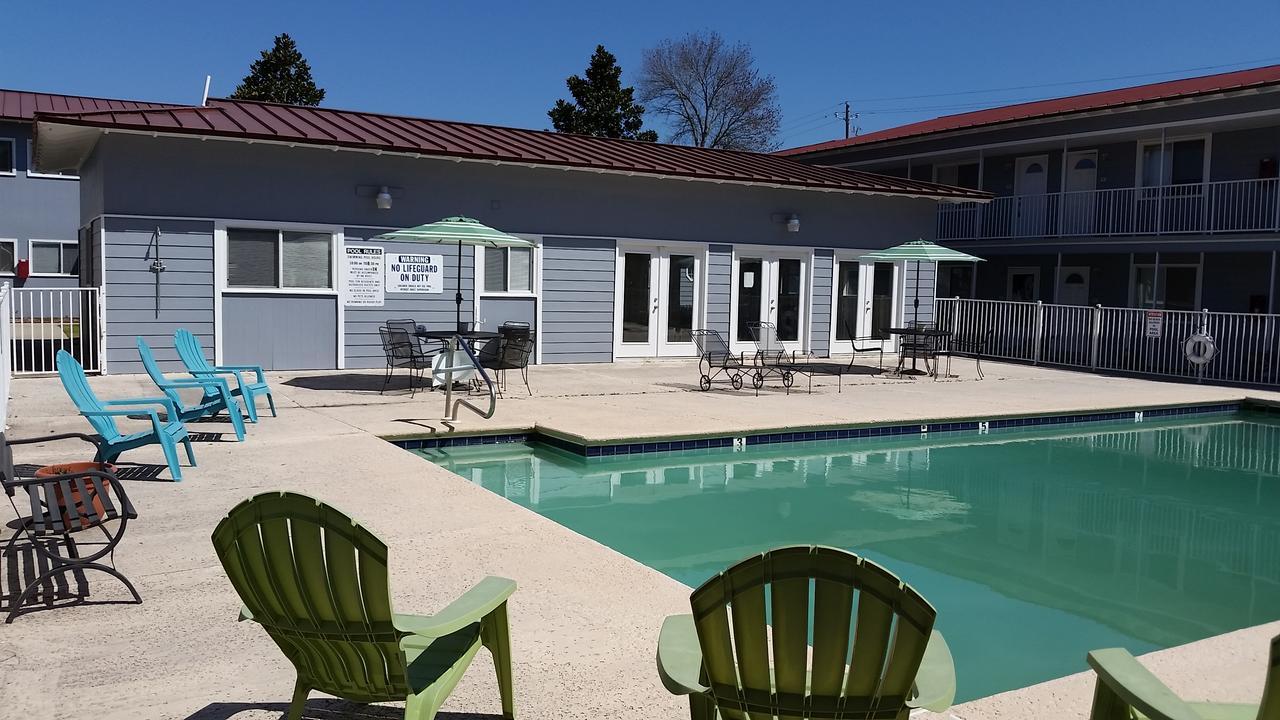 Beach Comber At Oak Shores Biloxi Exterior photo